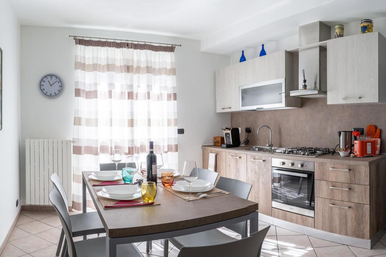 A 2 Passi Da Alba With 6 Beds Rodello Exterior photo