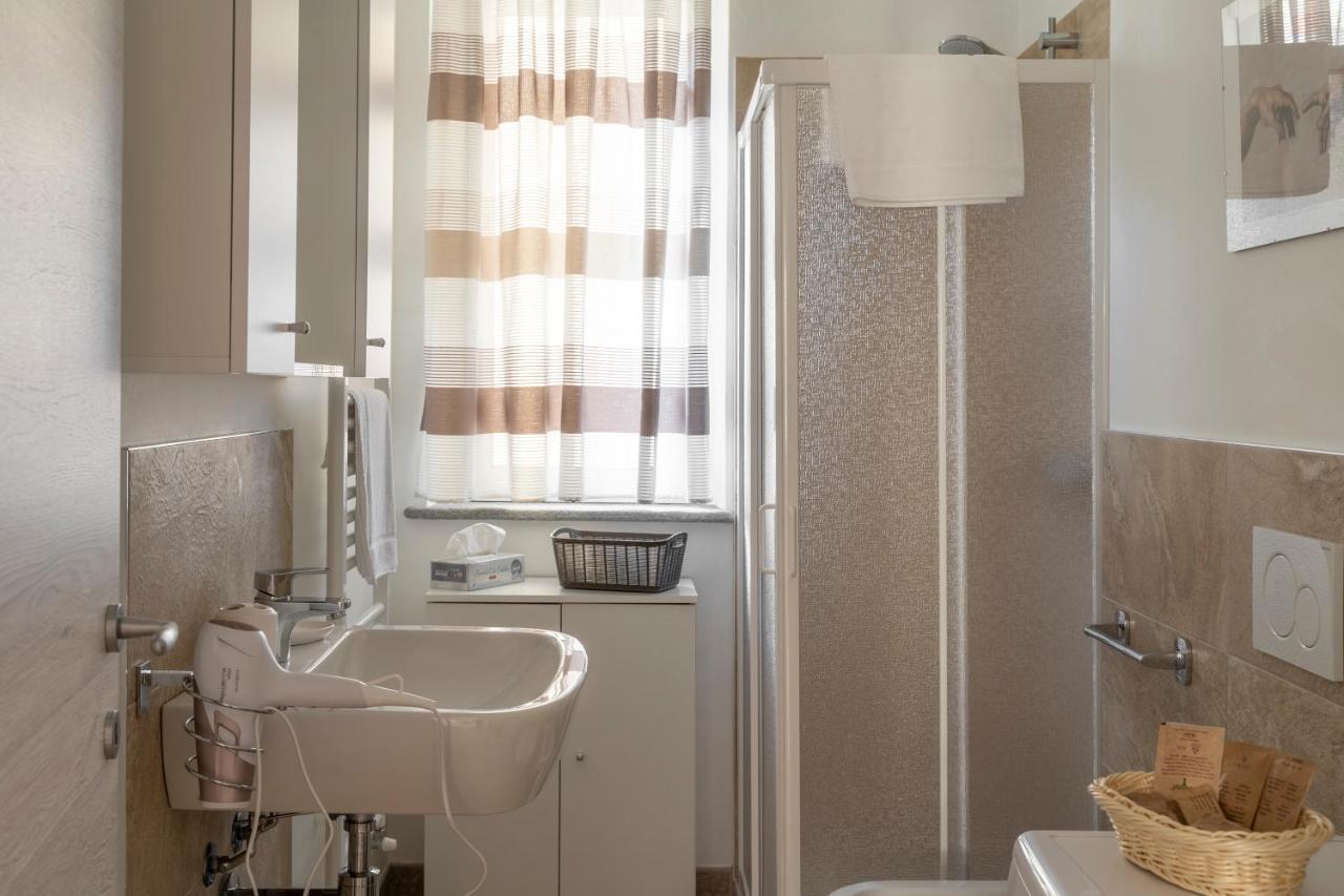 A 2 Passi Da Alba With 6 Beds Rodello Exterior photo